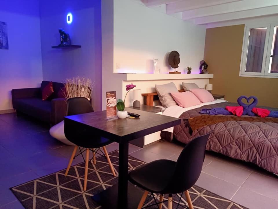 Mas La Farelle Chambre D'Hote,Fitness & Salle De Jeux Gratuite & Spa En Supplement Nîmes Buitenkant foto