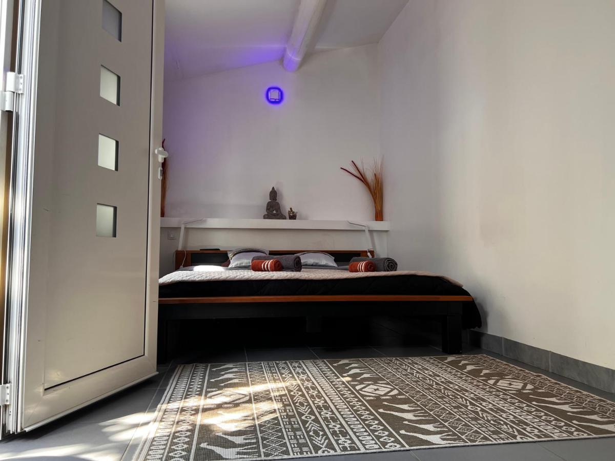 Mas La Farelle Chambre D'Hote,Fitness & Salle De Jeux Gratuite & Spa En Supplement Nîmes Buitenkant foto