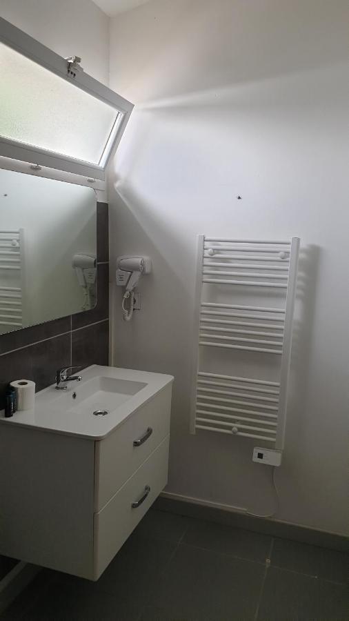 Mas La Farelle Chambre D'Hote,Fitness & Salle De Jeux Gratuite & Spa En Supplement Nîmes Buitenkant foto